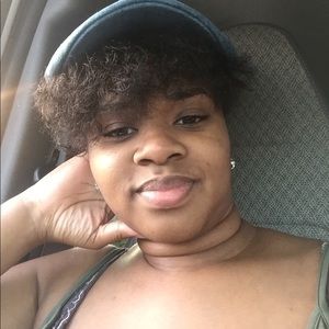 Meet your Posher, Cherry